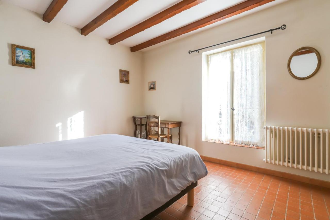 Le Mas Du Lac Saint-Rémy-de-Provence エクステリア 写真